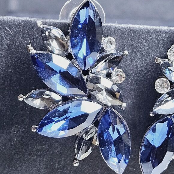 Retro Fancy Rhinestone Stud Earrings Woman's Drops Crystal Blue Clusters Dangle - Picture 6 of 8